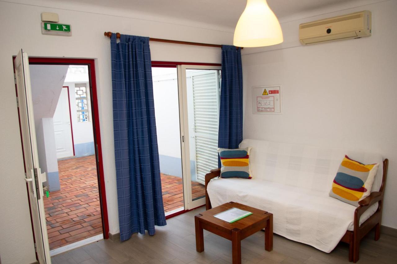 Apartamentos Monte Da Rosa ヴィラ・ノヴァ・デ・ミルフォンテス エクステリア 写真