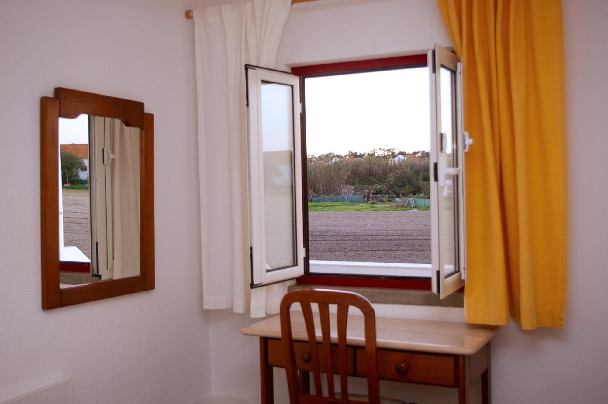 Apartamentos Monte Da Rosa ヴィラ・ノヴァ・デ・ミルフォンテス エクステリア 写真