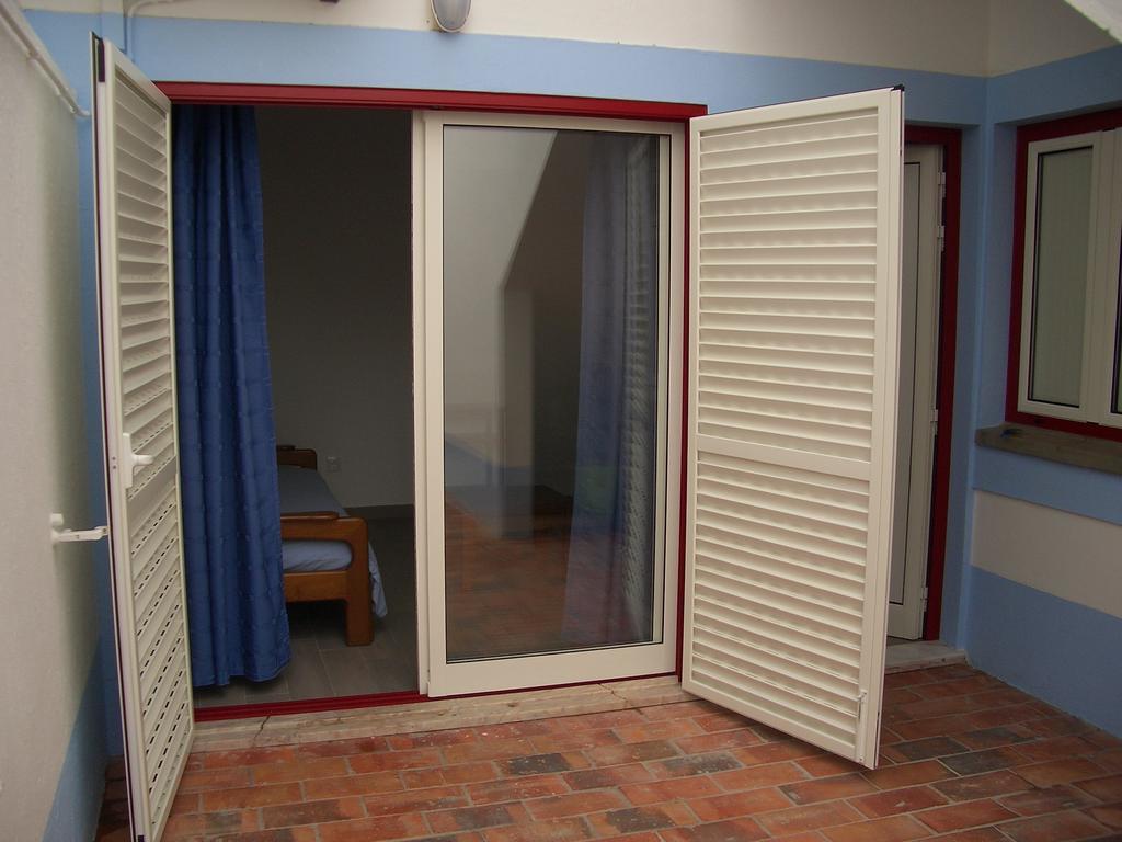 Apartamentos Monte Da Rosa ヴィラ・ノヴァ・デ・ミルフォンテス 部屋 写真